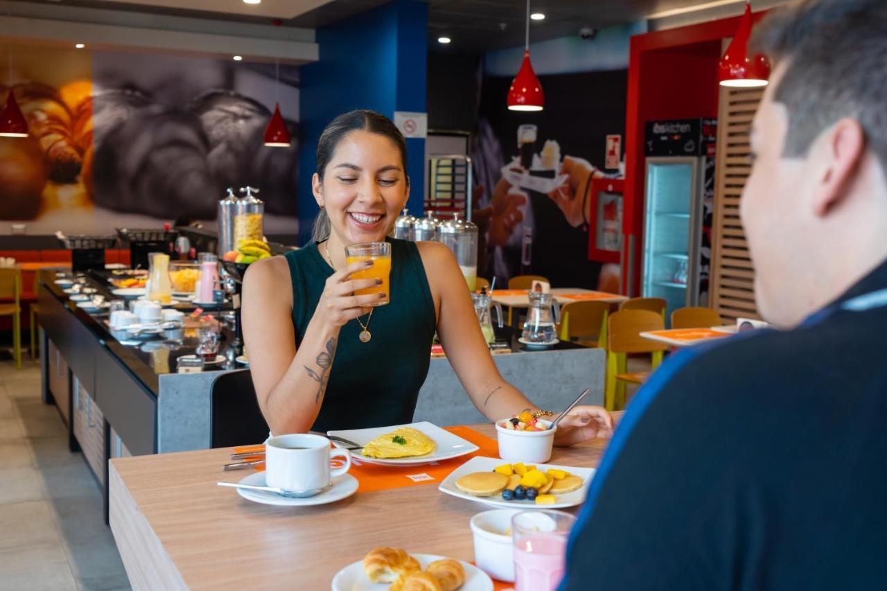 Ibis Trujillo Hotel Екстериор снимка