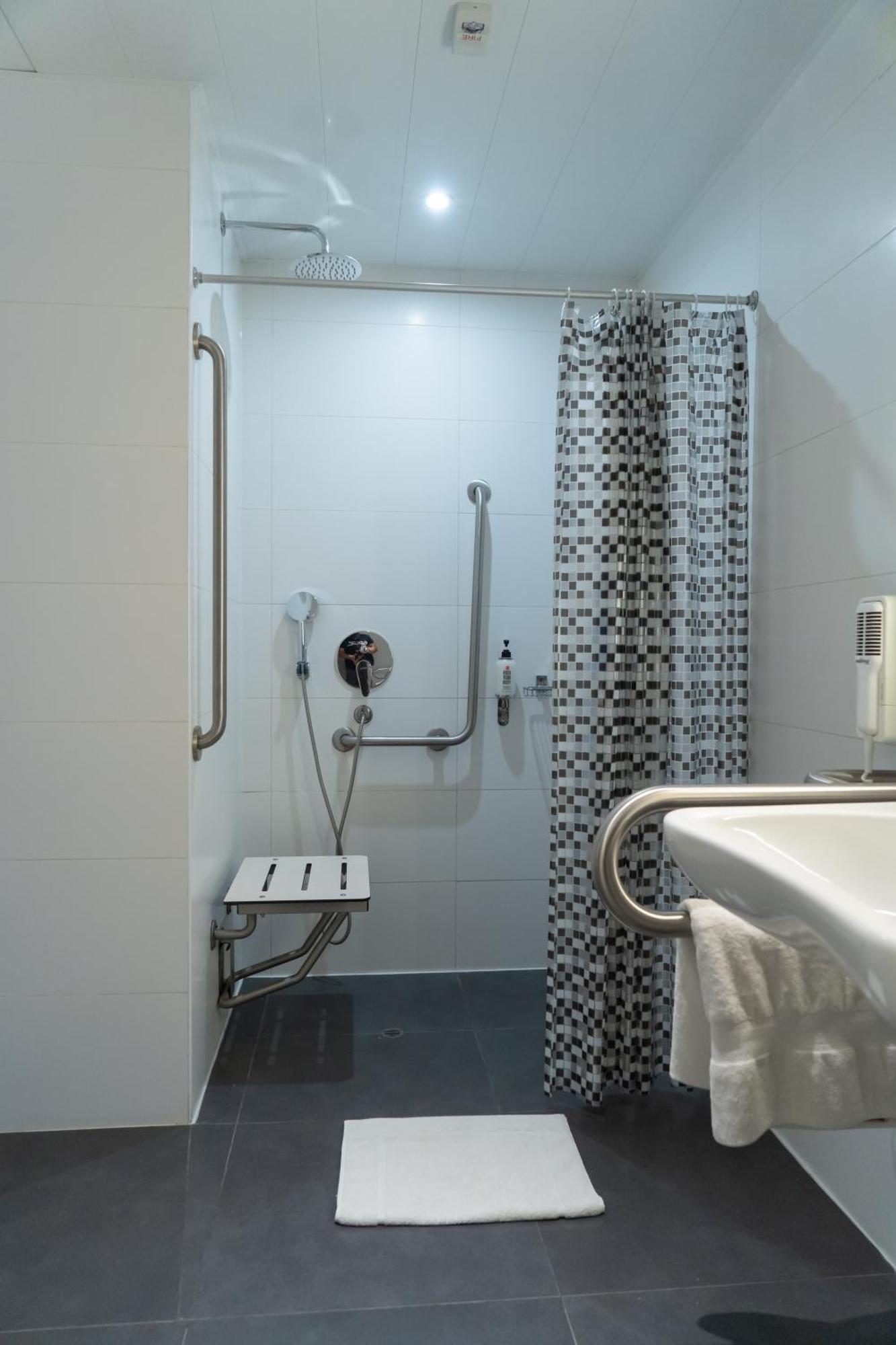 Ibis Trujillo Hotel Екстериор снимка