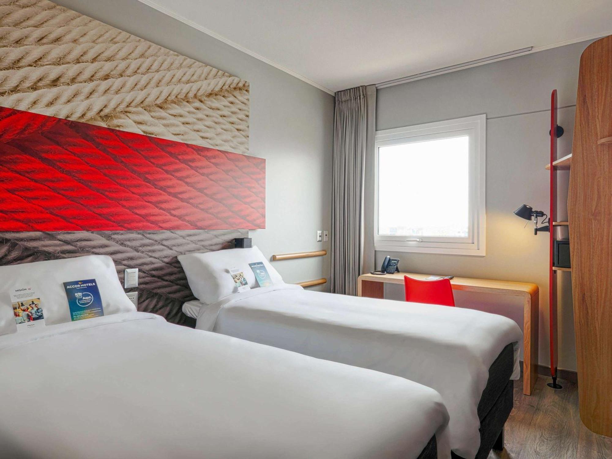 Ibis Trujillo Hotel Екстериор снимка